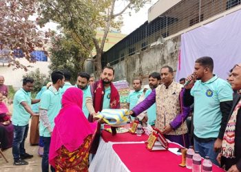 কুষ্টিয়ায় শীতবস্ত্র বিতরণ