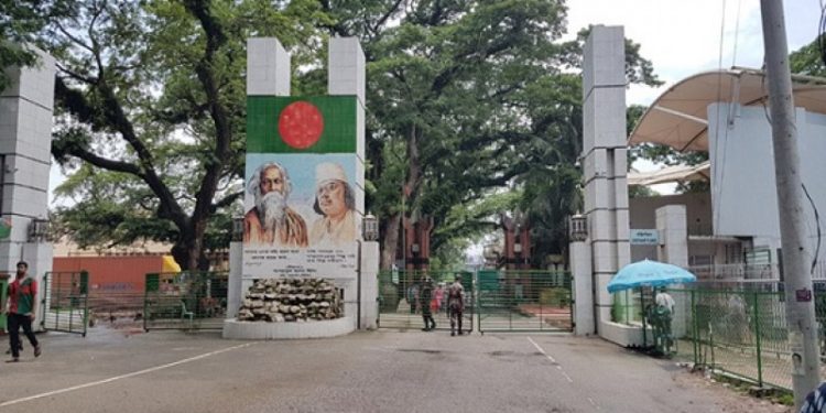 ভারতে সাজাভোগ শেষে দেশে ফিরল ২ যুবক