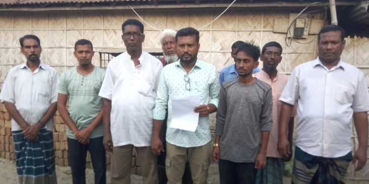 গাংনীতে মসজিদের জমি দখলমুক্ত করতে সংবাদ সম্মেলন