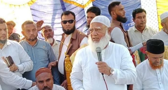 হাতীবান্ধায় বিএসএফের গুলিতে নিহত হাসিনুর ইসলামের বাড়িতে জামায়াতের আমীর