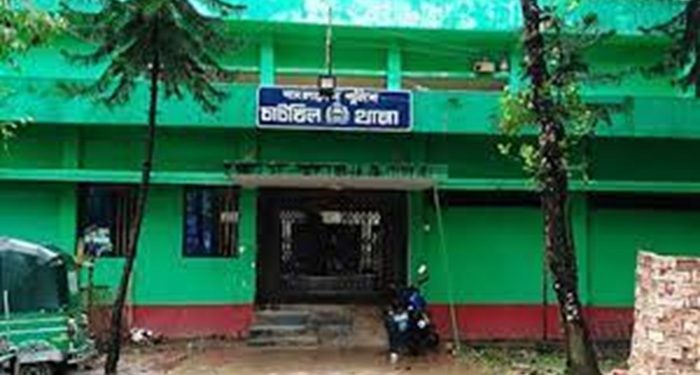 নিজ ঘরে নামাজ পড়তে উঠে ছুরিকাঘাতে নারী খুন