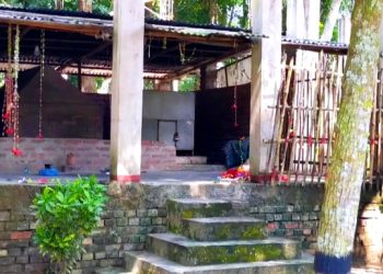 মেহেরপুরে গনি শাহ (রহ.)-এর মাজারে ভাংচুর ও লুটপাট
